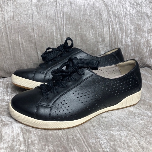Dansko Shoes Orli Sneakers Lace Up 4711020302 Black Leather Casual Womens 41 EUC - Picture 12 of 16